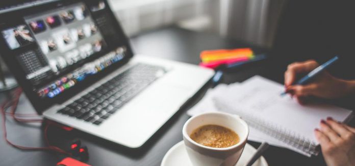 business-office-morning-coffee.1066-500